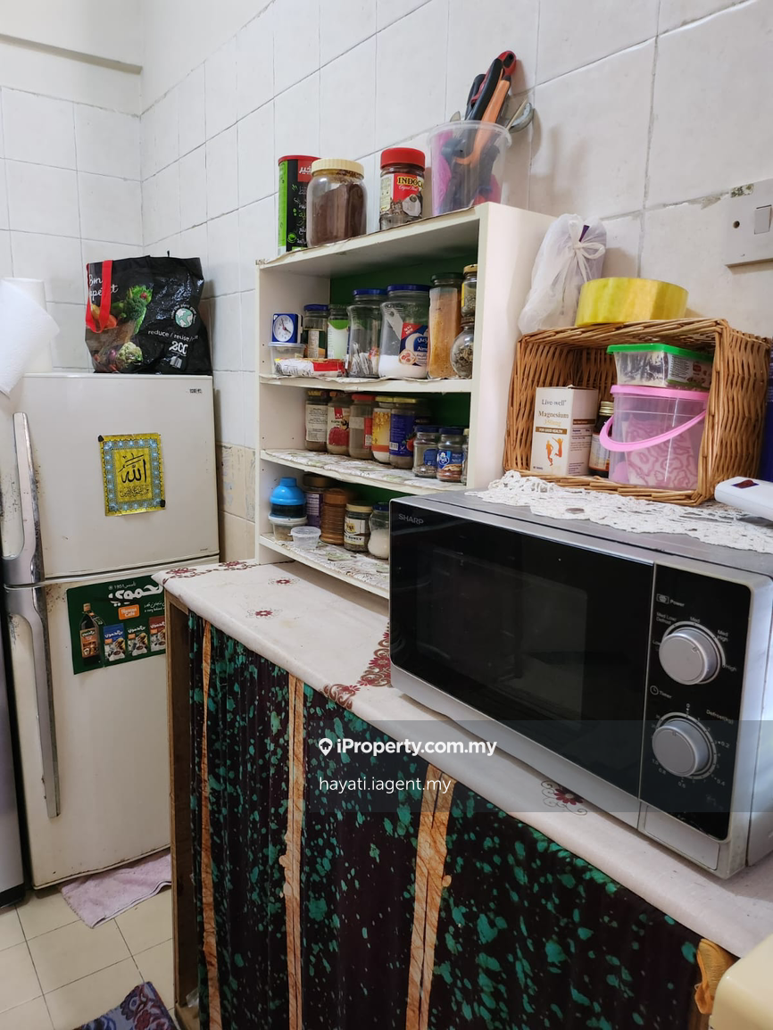 Permai Puteri Apartment, Ampang non bumi unit 