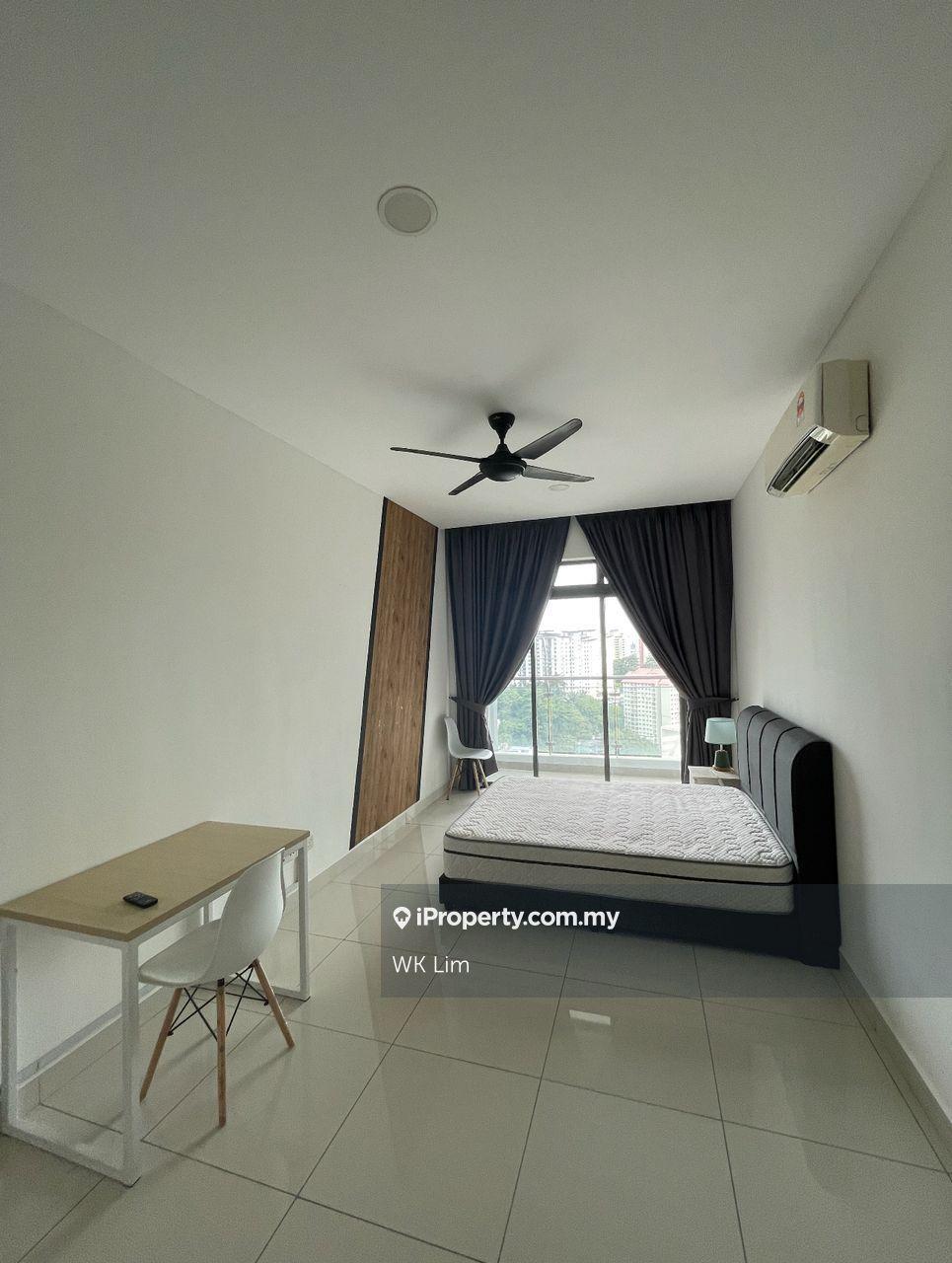 Room to Let @Vivo Service Apartment, located in center of Klang Valley