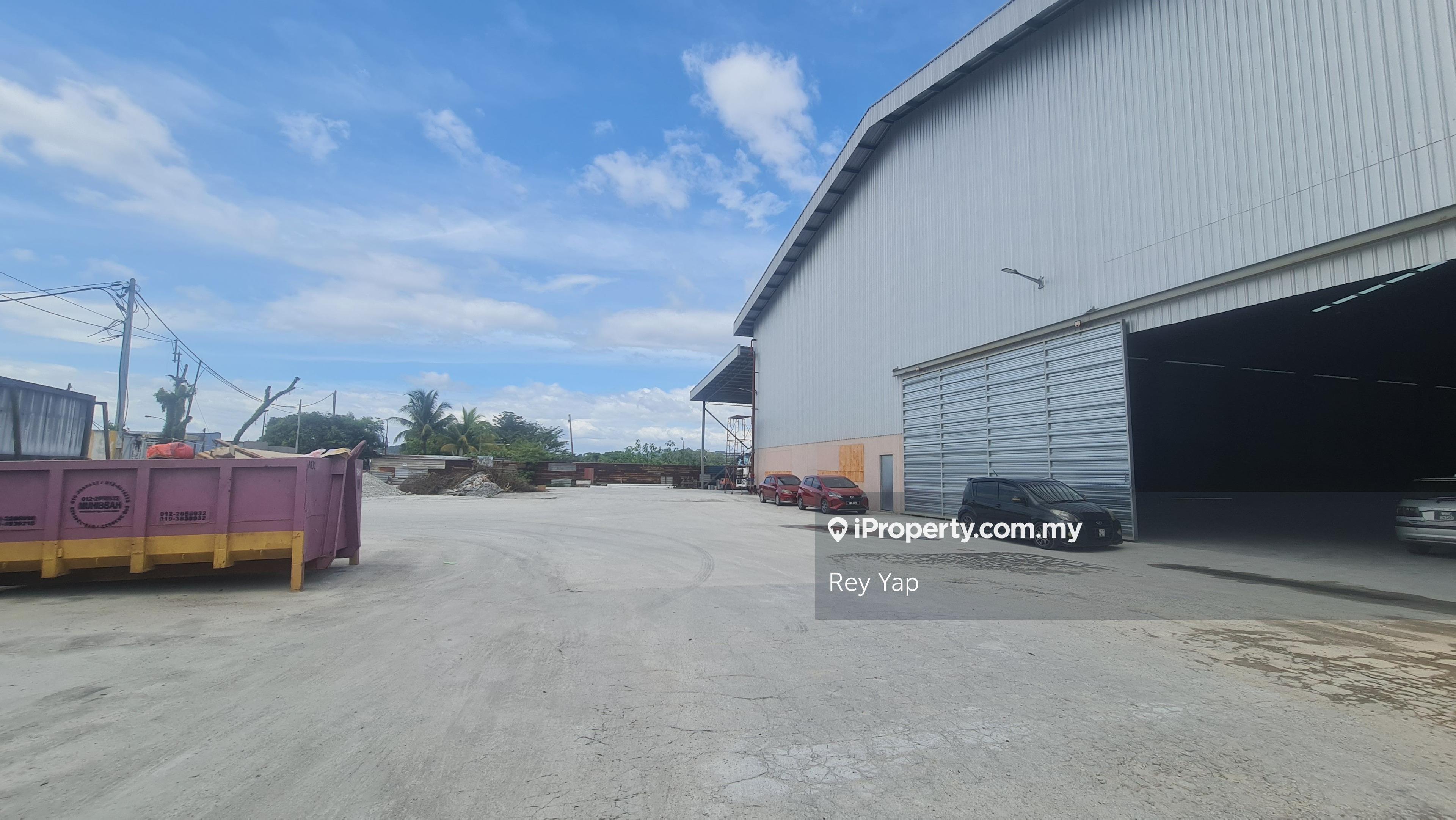 Nice warehouse with lower rental rate