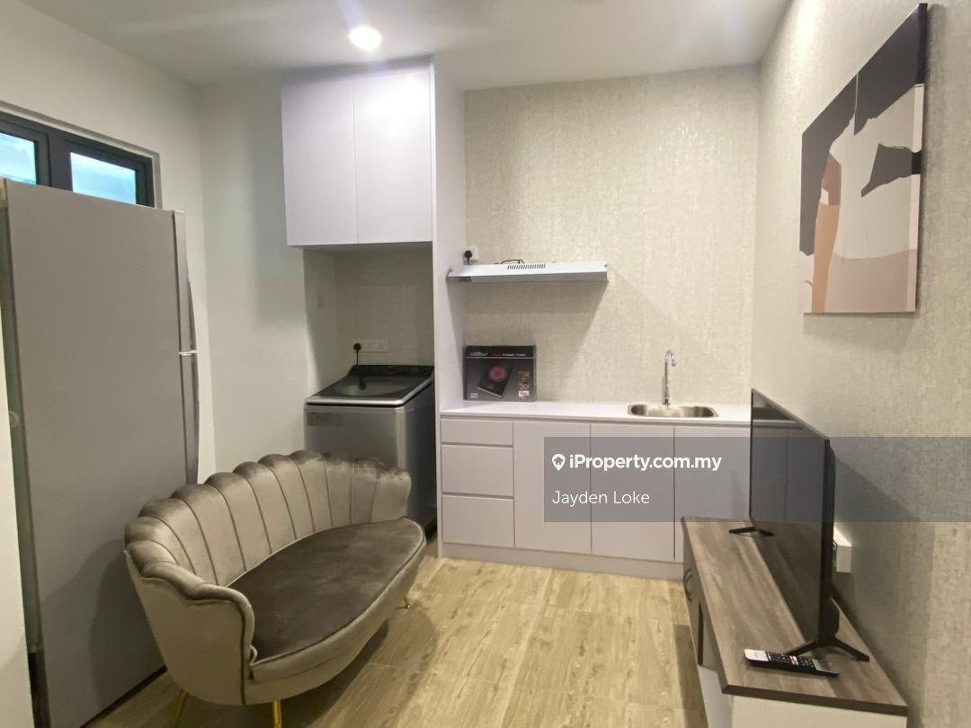 Skyville Benteng 8 2 Bedroom 1 Bathroom fully furnished for rent