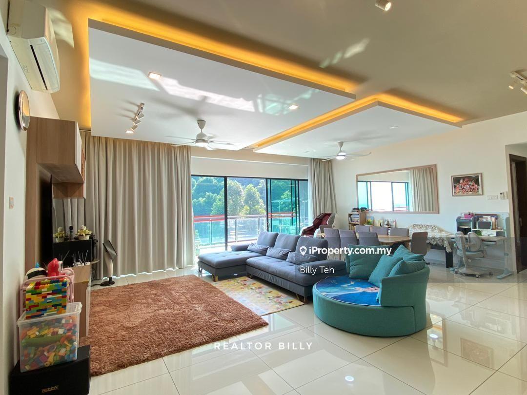 Fully Renovated & Furnished - Seaview & Mountain View