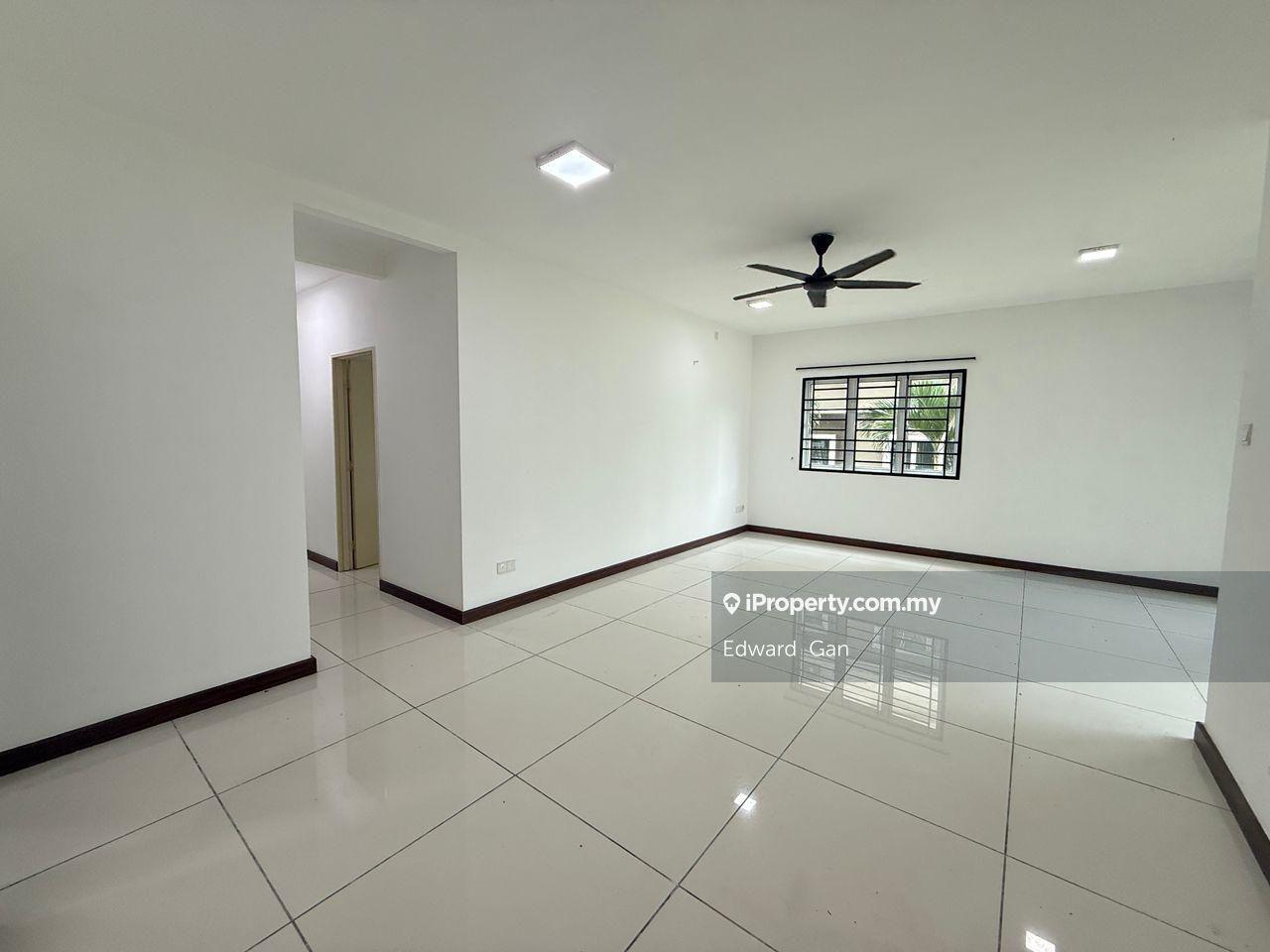 3 Beds Apartment For Sale @ Larkin Residence 2
