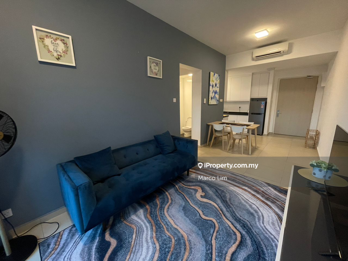 Reizz residence