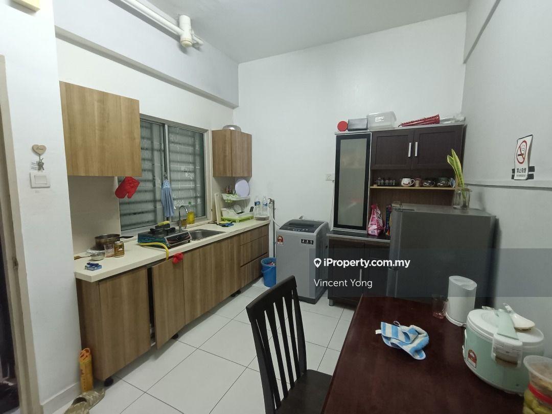 Akademik Suite @ Austin for Sale