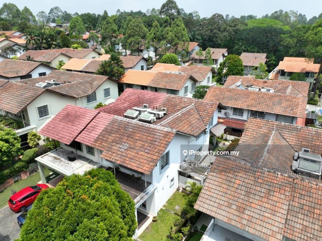 Semi-D house for Sale