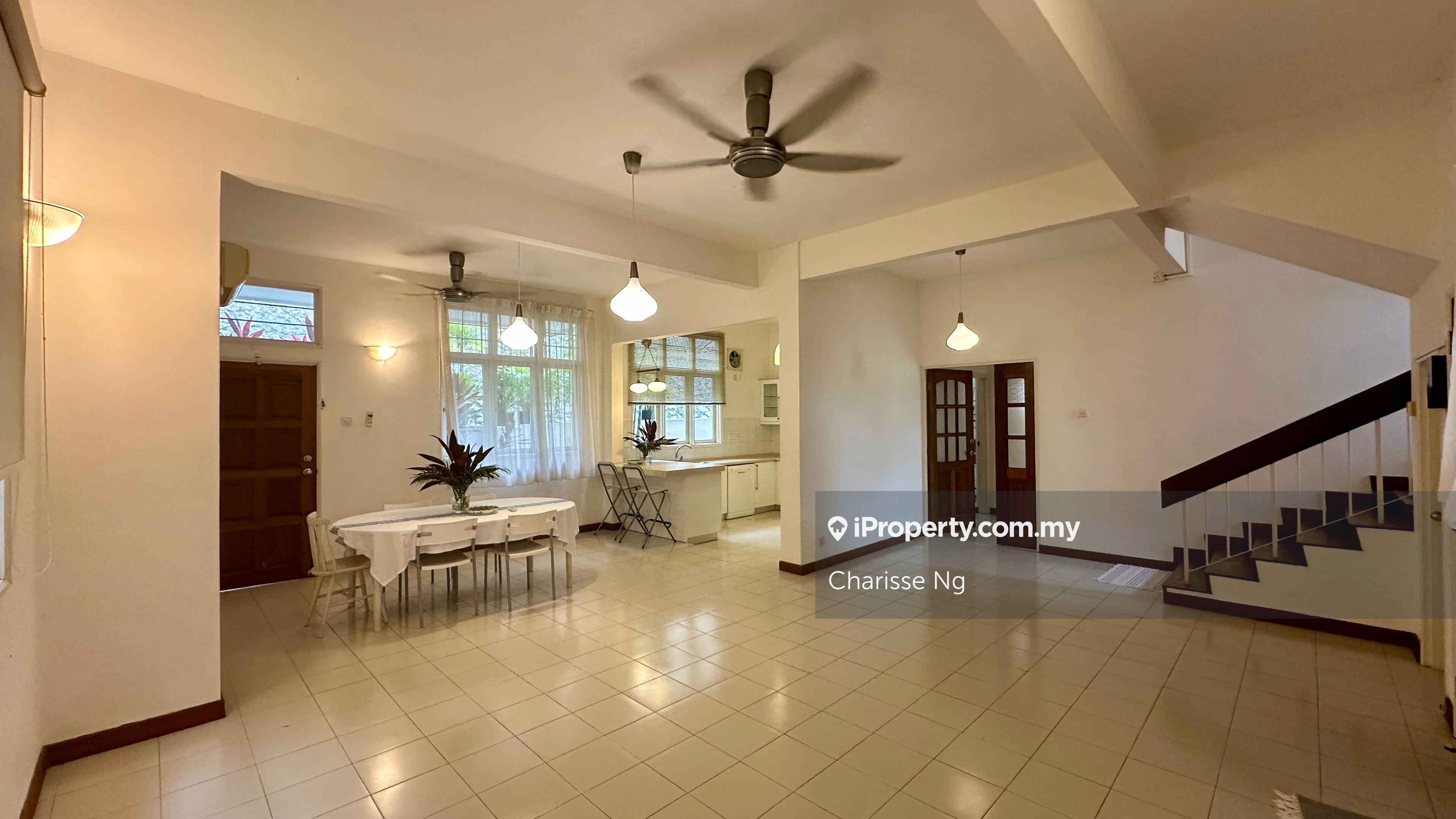 2 Storey Bungalow House Good Condition