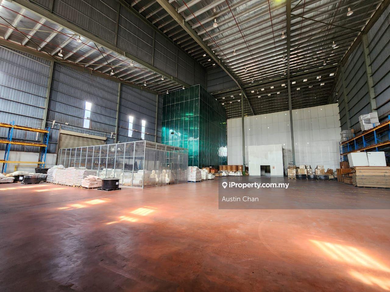 Factory Warehouse with cf north port 4000amp