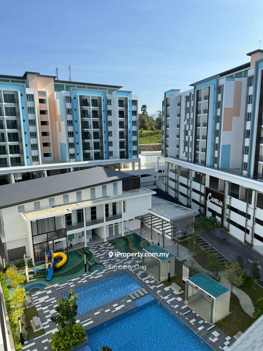 Basic Unit Facing Swimming Pool 