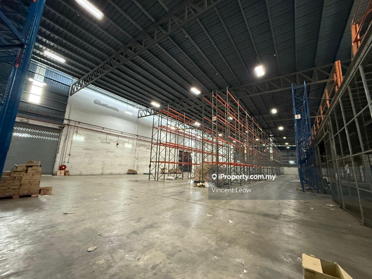 Triple Storey Detached Factory / Warehouse For Rent At Lunas, Kedah