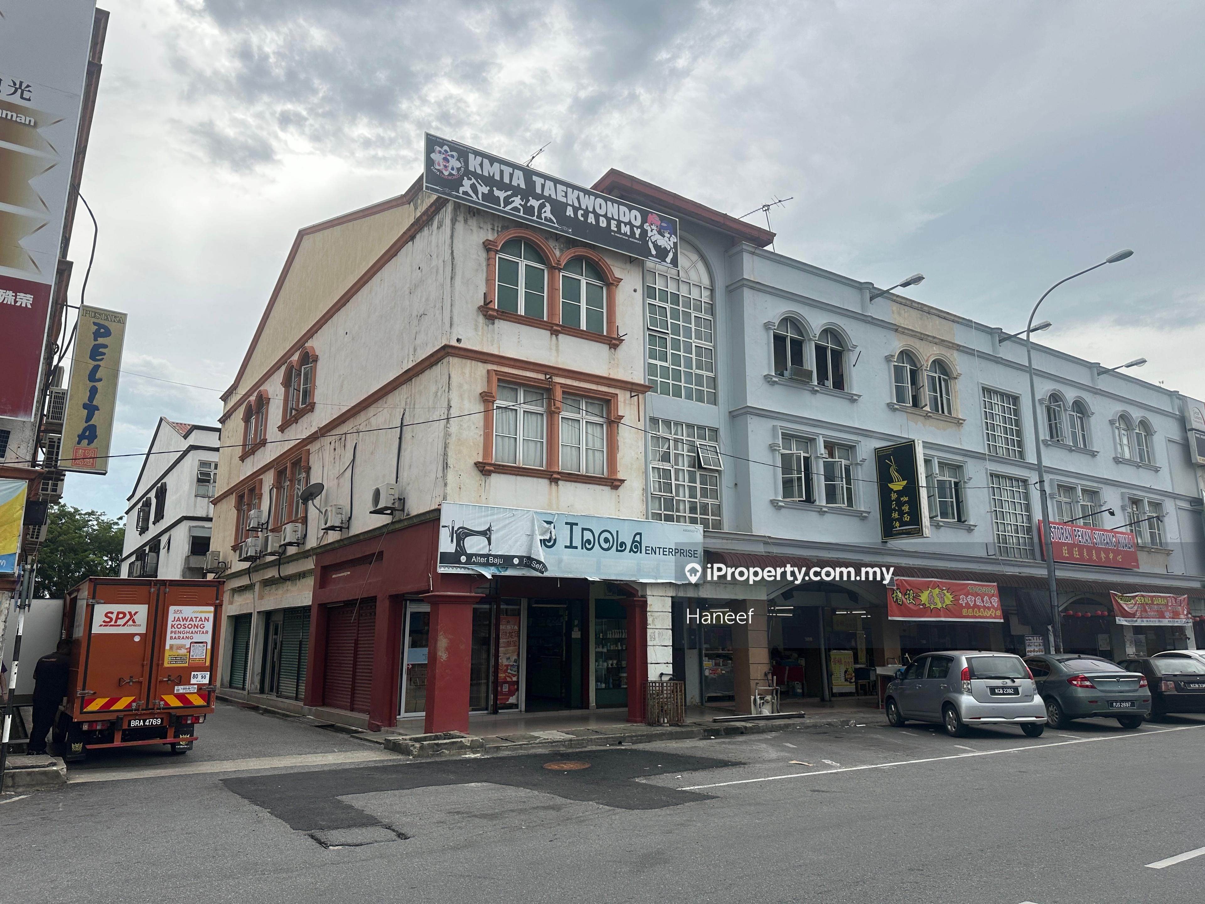 Nice Shop In Alor Setar