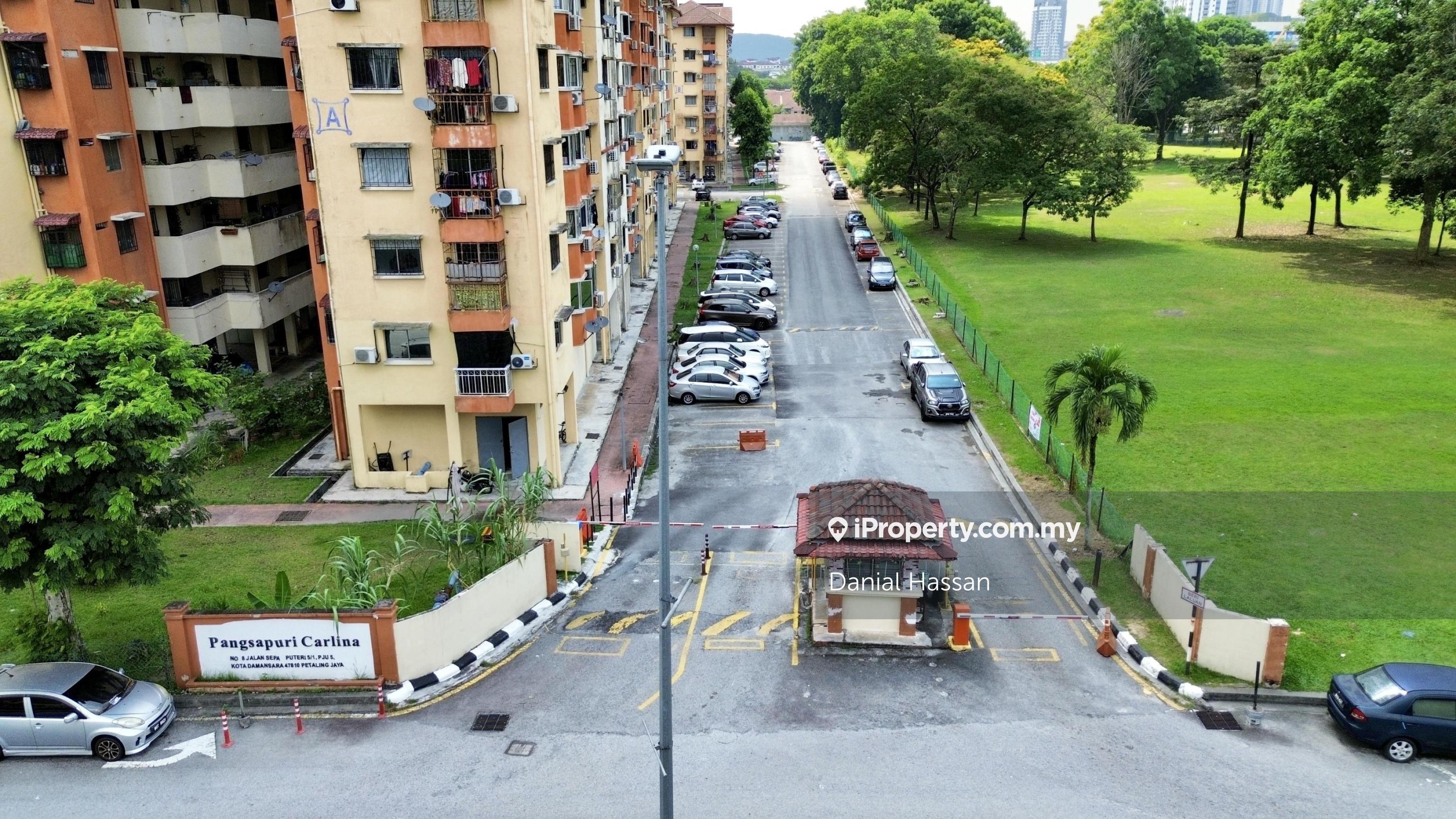 Newly Repaint Pangsapuri Carlina with Lift Seksyen 5 Kota Damansara PJ