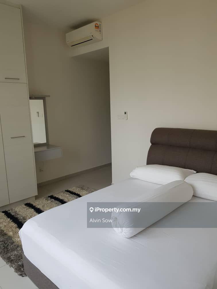 Infiniti 3 Residence For Sale !