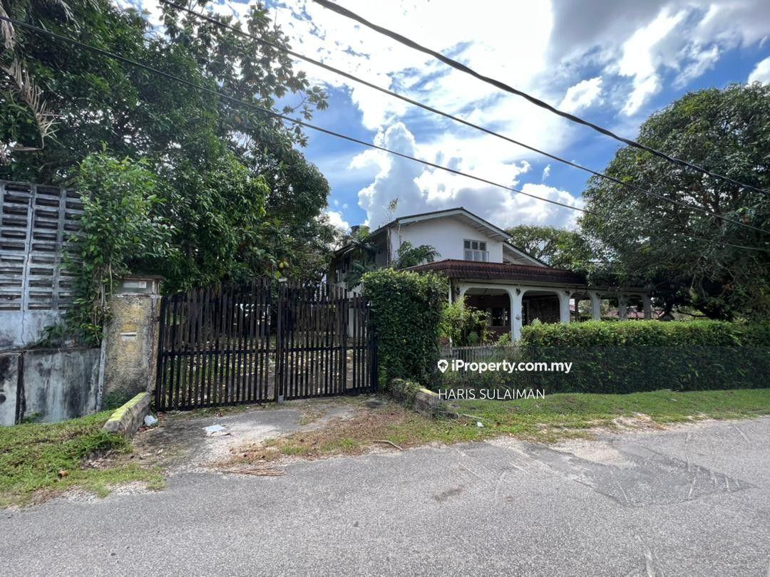 Stulang Laut, Johor Bahru Double Storey Bunglow with spacious land