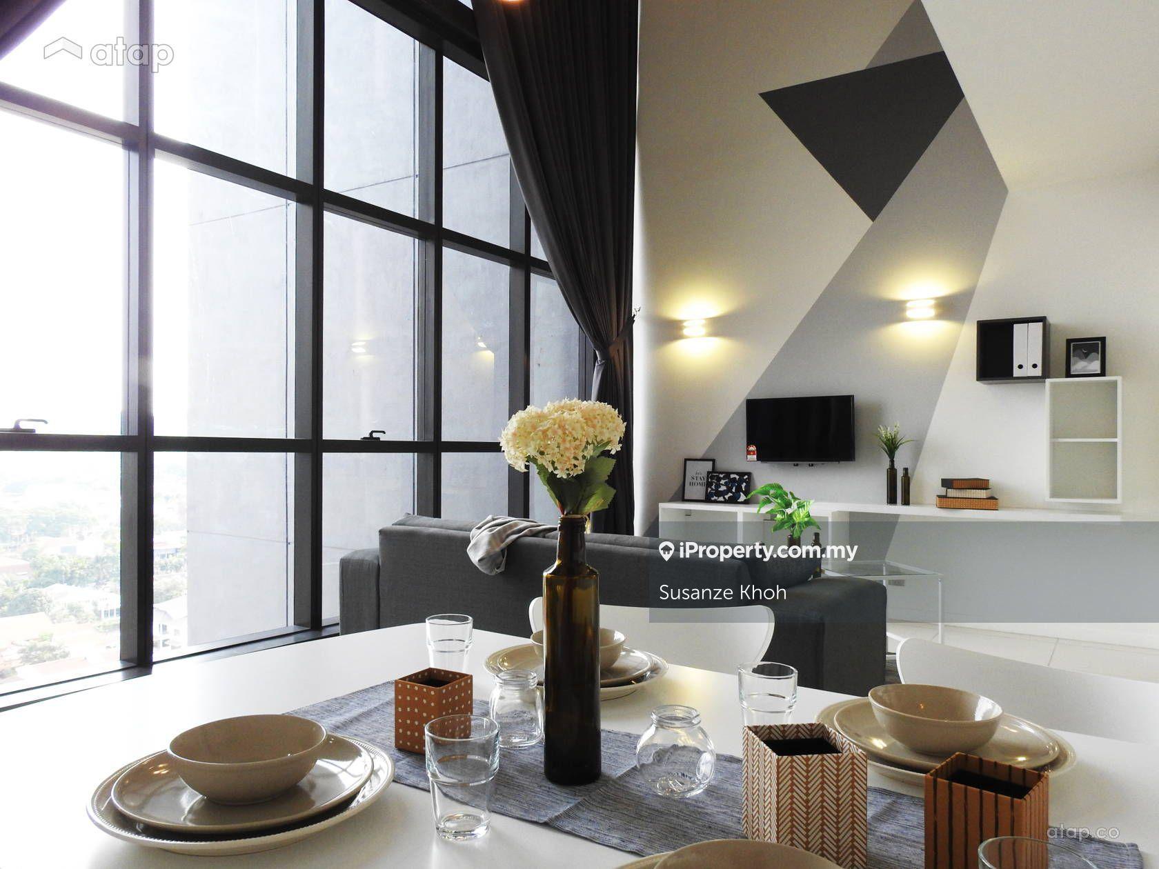 1000sqft unit with partial furnish