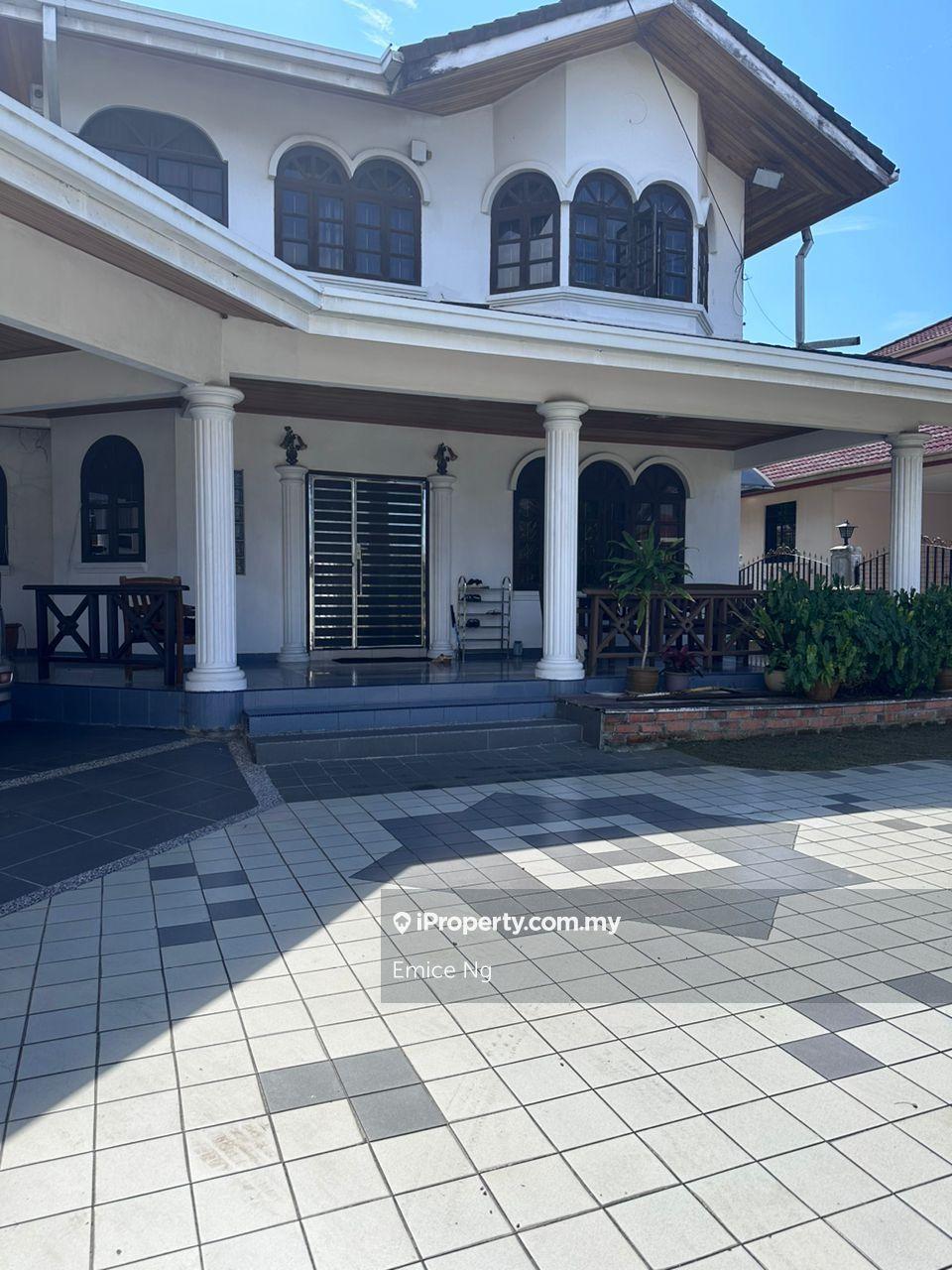 Bungalow at Kota Kinabalu 