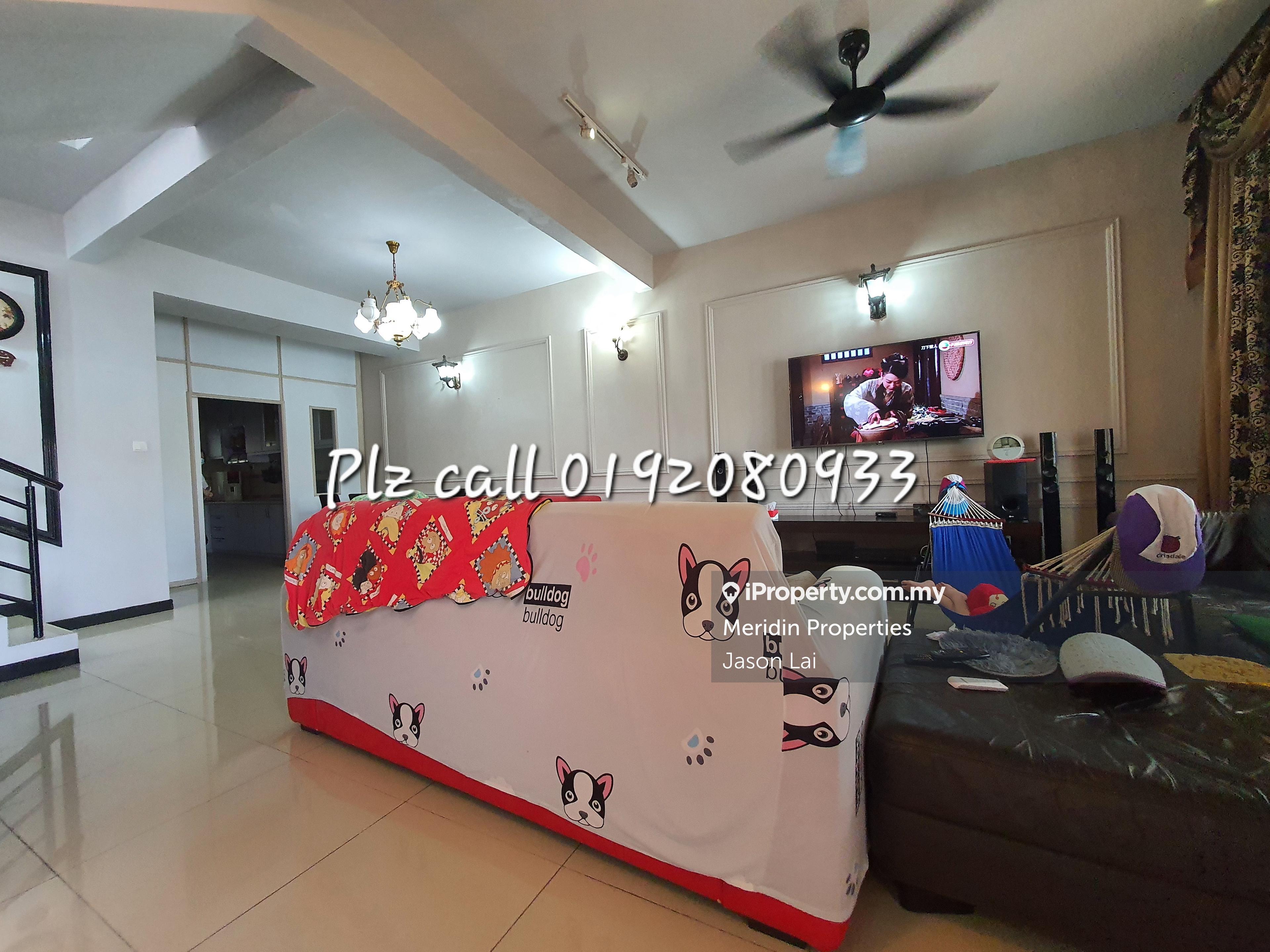 Terrace house for Sale