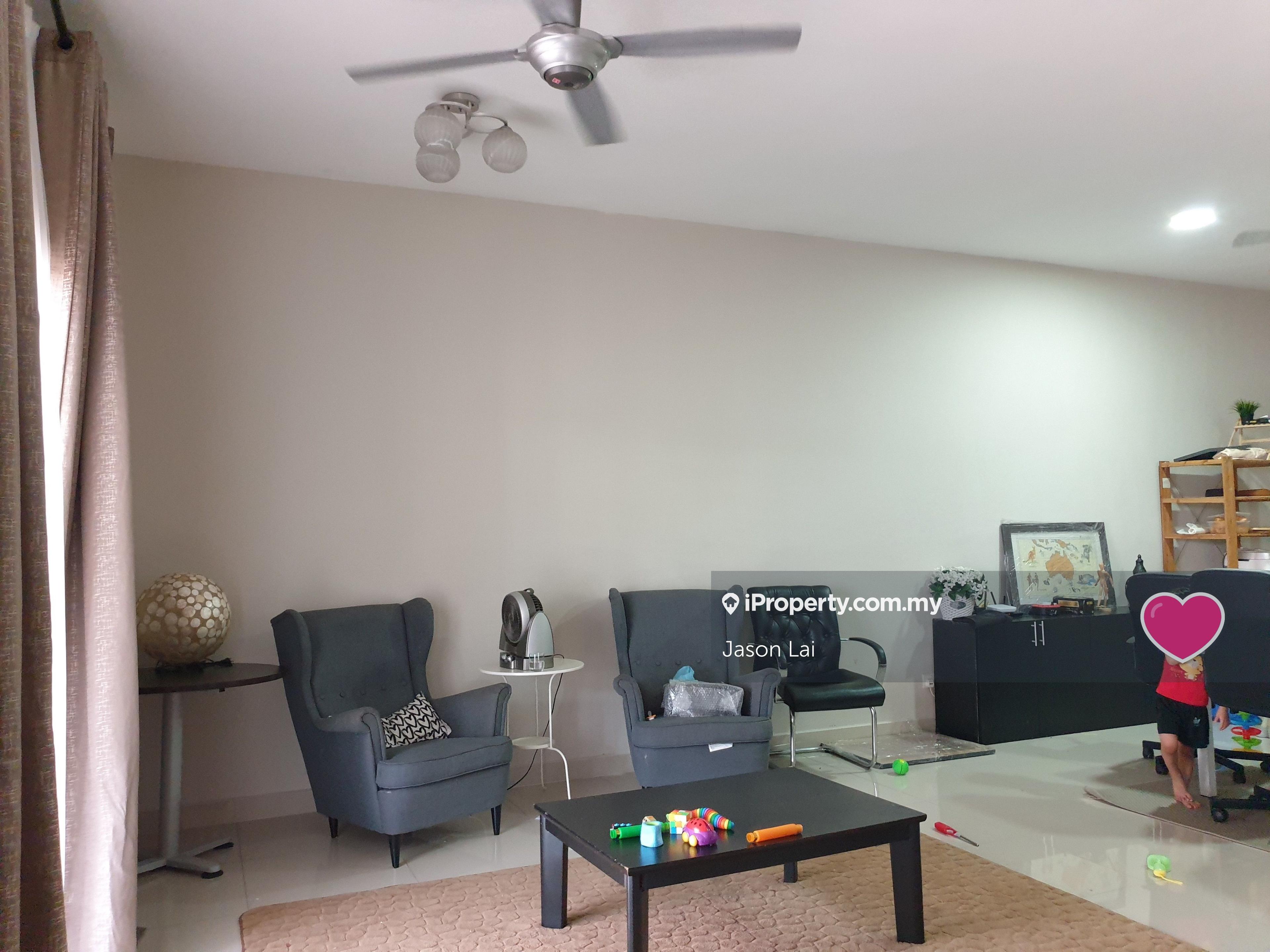 Terrace house for Sale