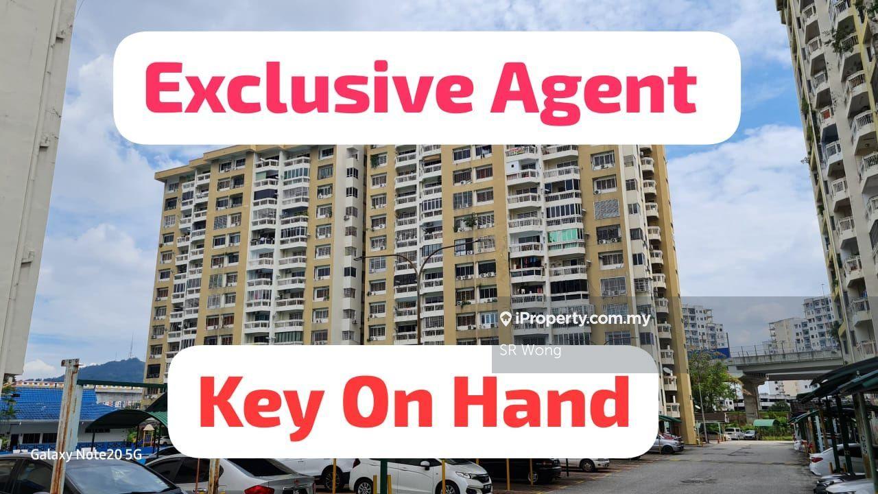 Hot hot  cheap cheap price reduce value buy  2 car park petaling