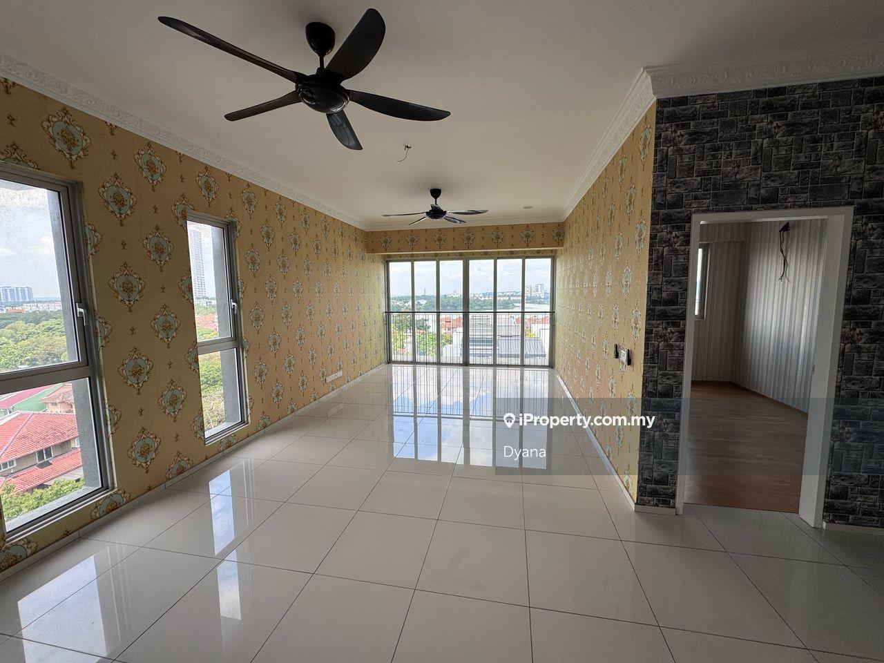 4 Bedrooms Elevia Residences, Taman Tasik Prima, Puchong