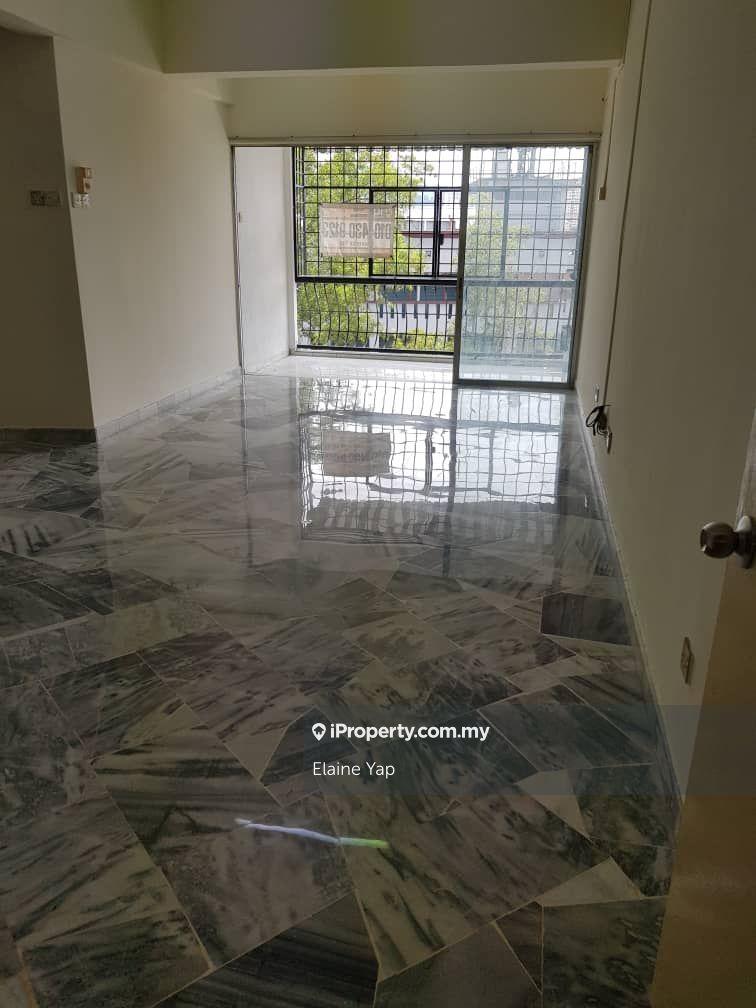 Largest & Corner Unit - Taman  Ampang Mewah @ Ampang  For Sales