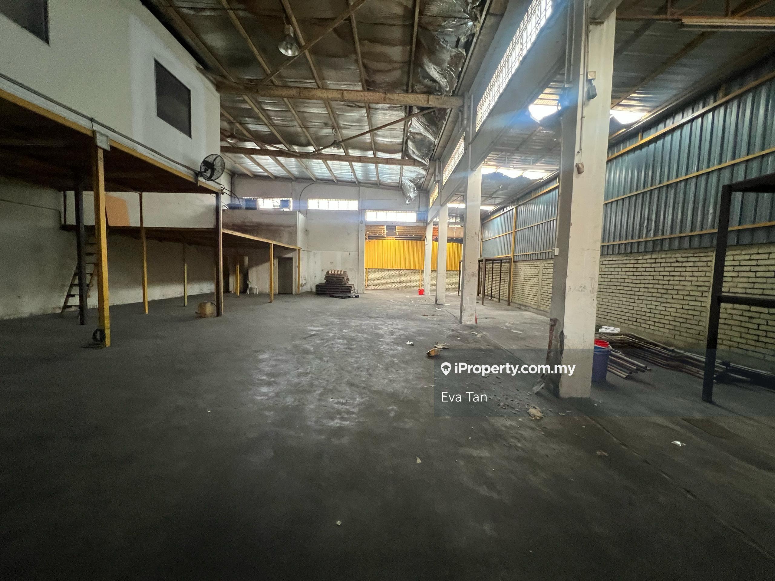Semi-D Factory at Taman Tan Sri Yaacob