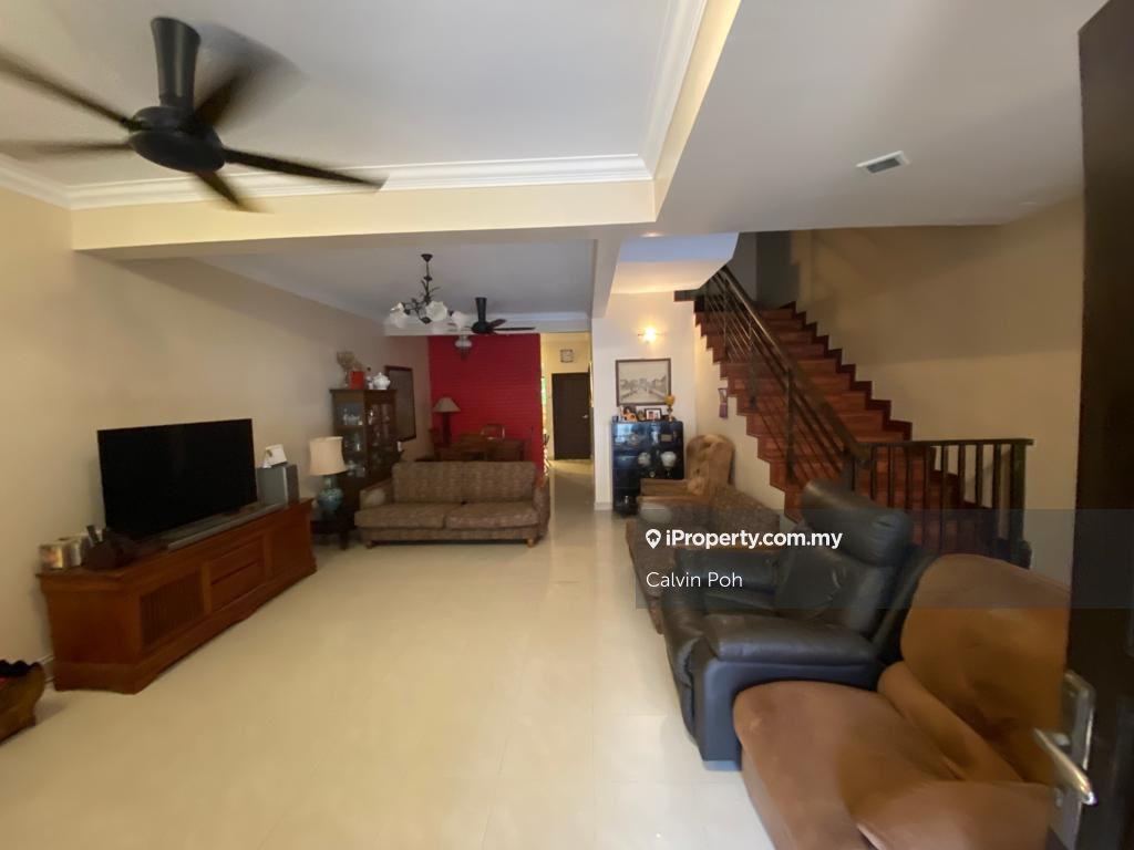2.5 Storey Terrace House Laman Oakleaf Bukit Antarabangsa Ampang