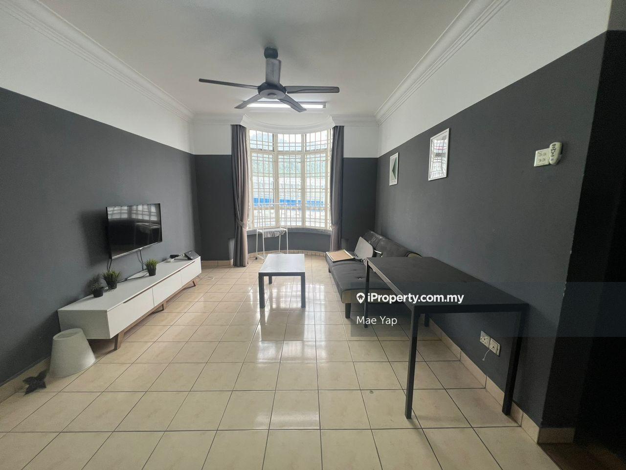 Walking Distance to ucsi, Small room for rent