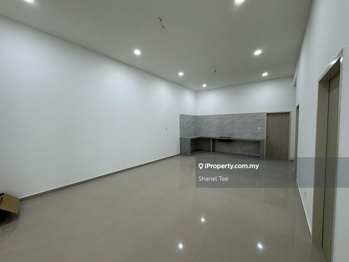 Single storey semi d taman Bukit Perdana for rent 