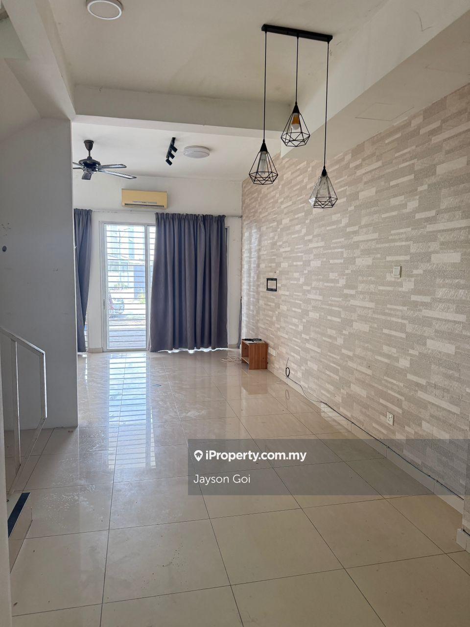 Acacia Park, Bandar Tasik Puteri, 2sty House 4room Renovated Unit