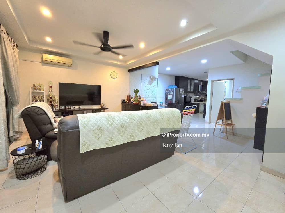 Taman Ehsan Jaya Double Storey Terrace House