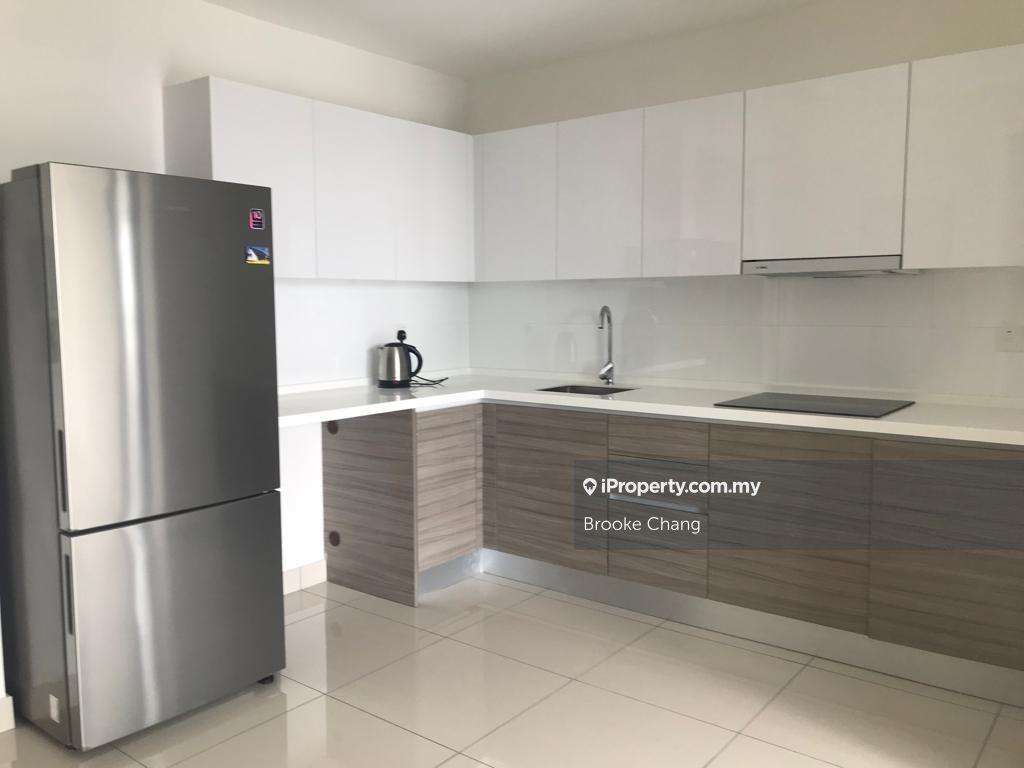 28 Boulevard Partially Furnished, Shuttle Bass, Pandan Perdana
