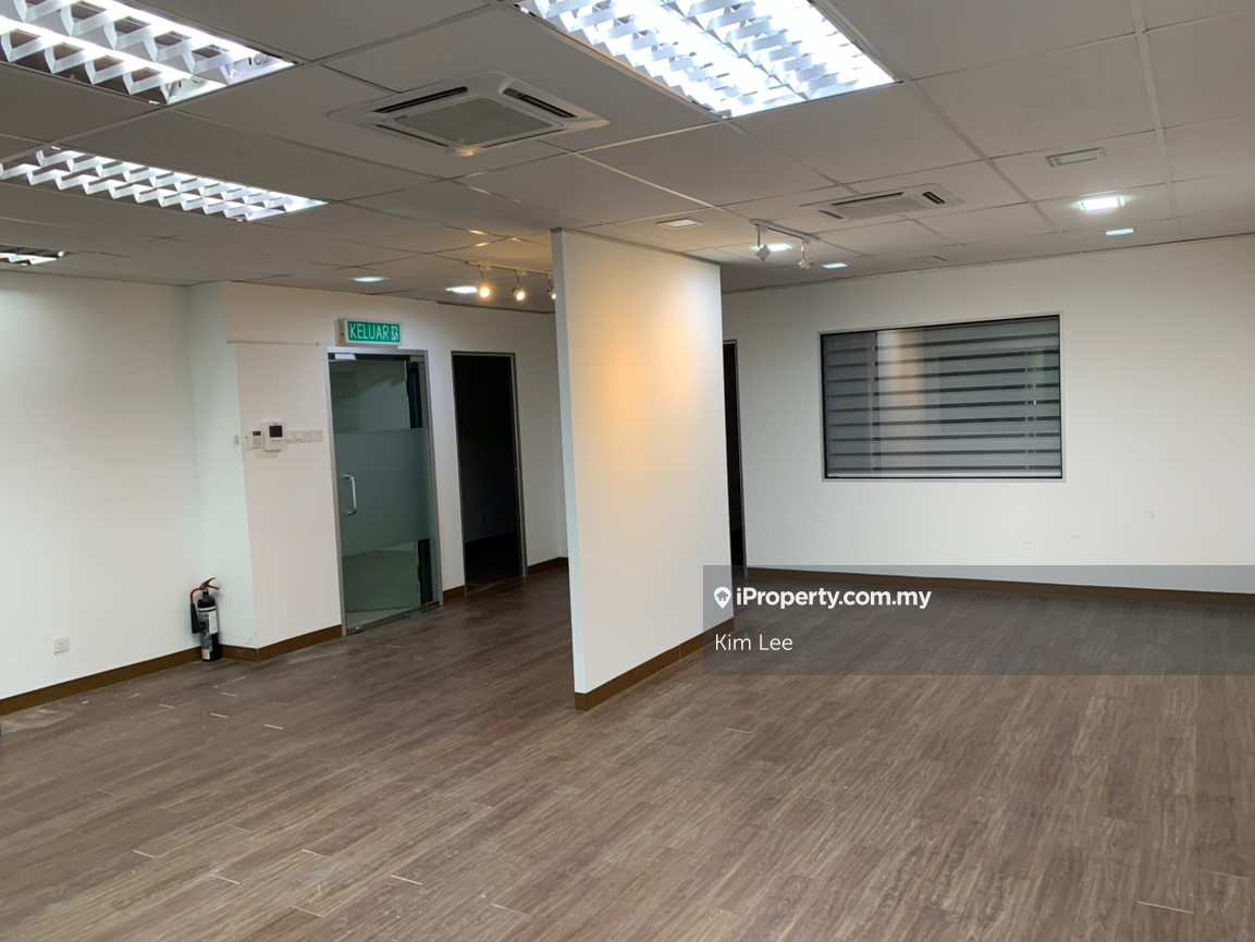 Dataran C180 fully renovated office