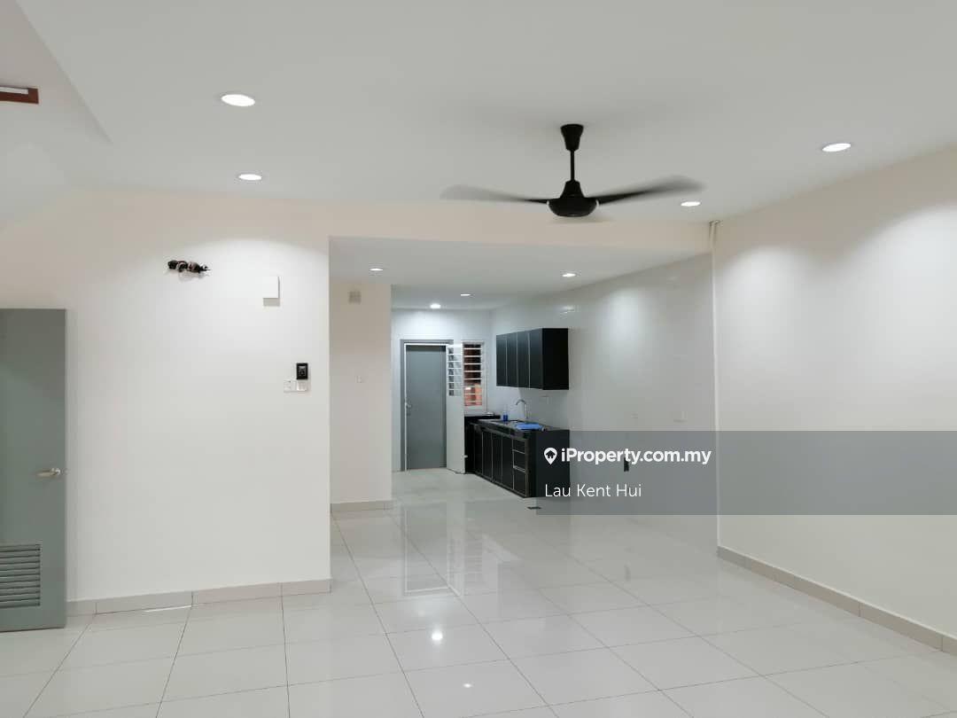 Next to Lai Meng, Walk to Pavilion, Seri Jalil, Semi Furnished