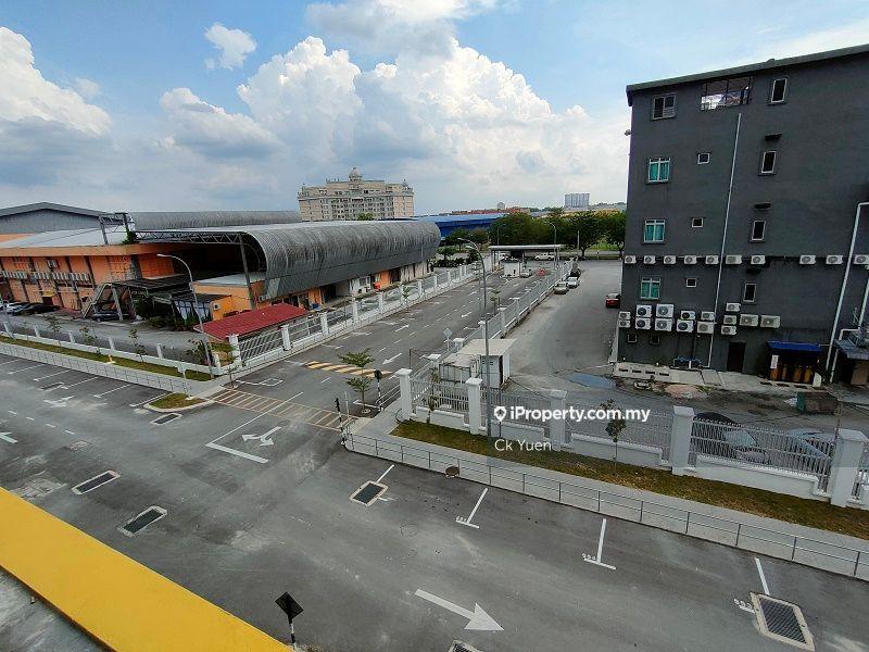 Serviced residence for Sale at kampar.High rental return with furnish