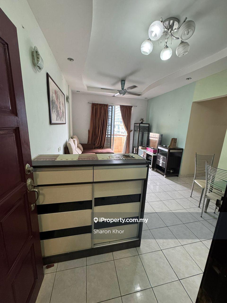 Mutiara Heights Condo Furnished For Rent, Jelutong 