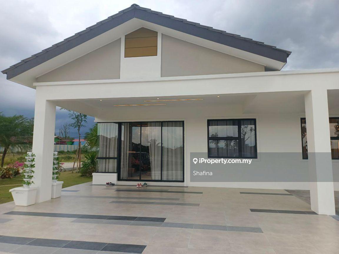 Terrace house for Sale