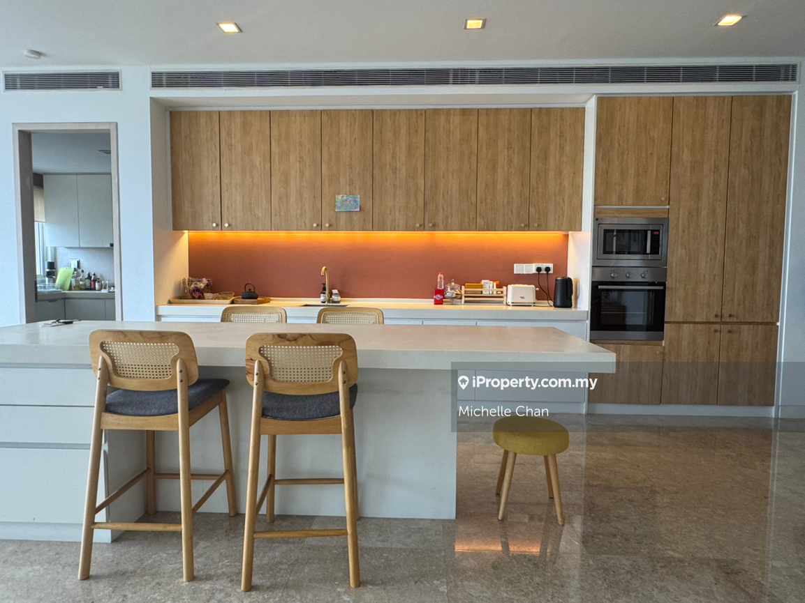 Prime klcc view and Next to Bsc luxury Condo for rent