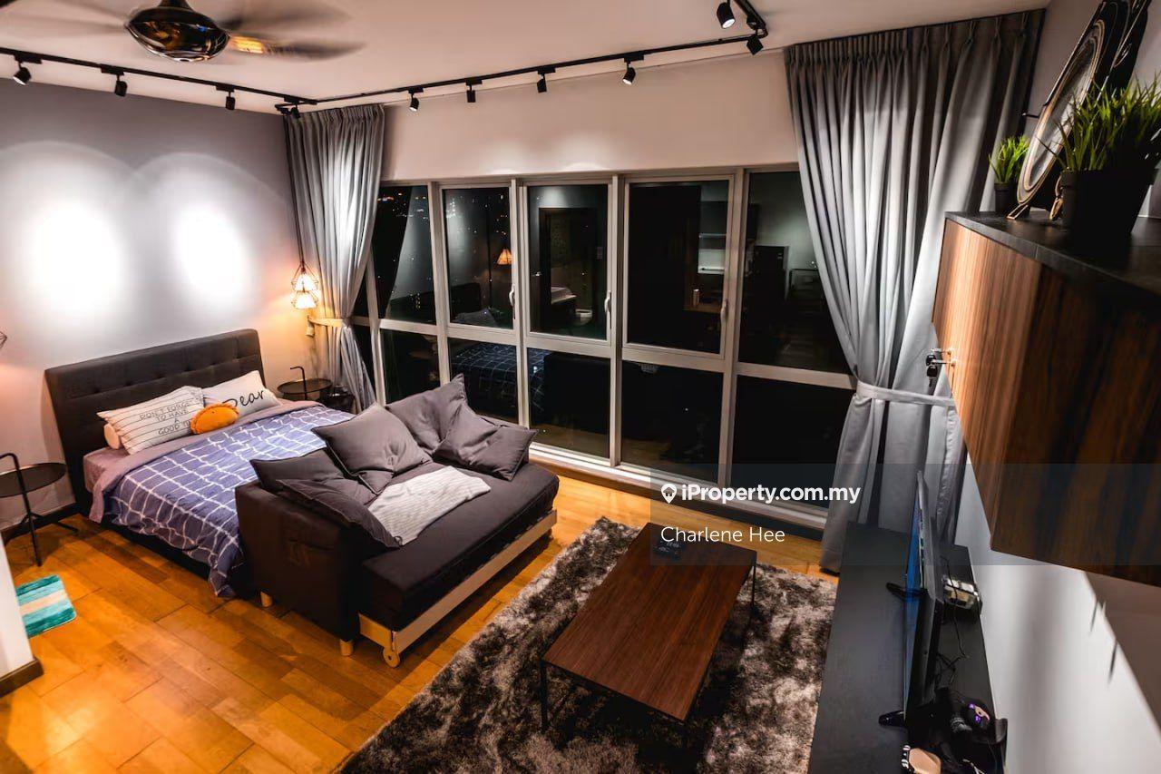 Studio Fully furnished for sale.