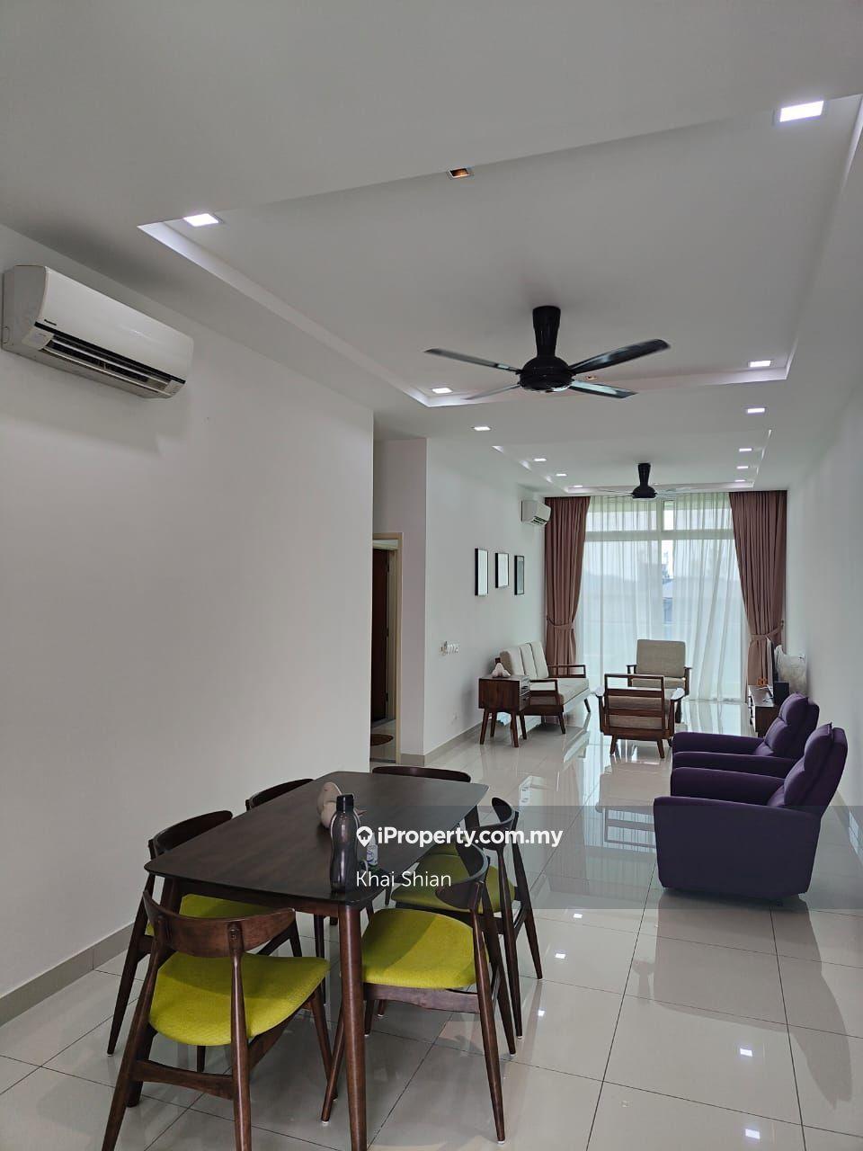 Unit for rent in Setia triangle 