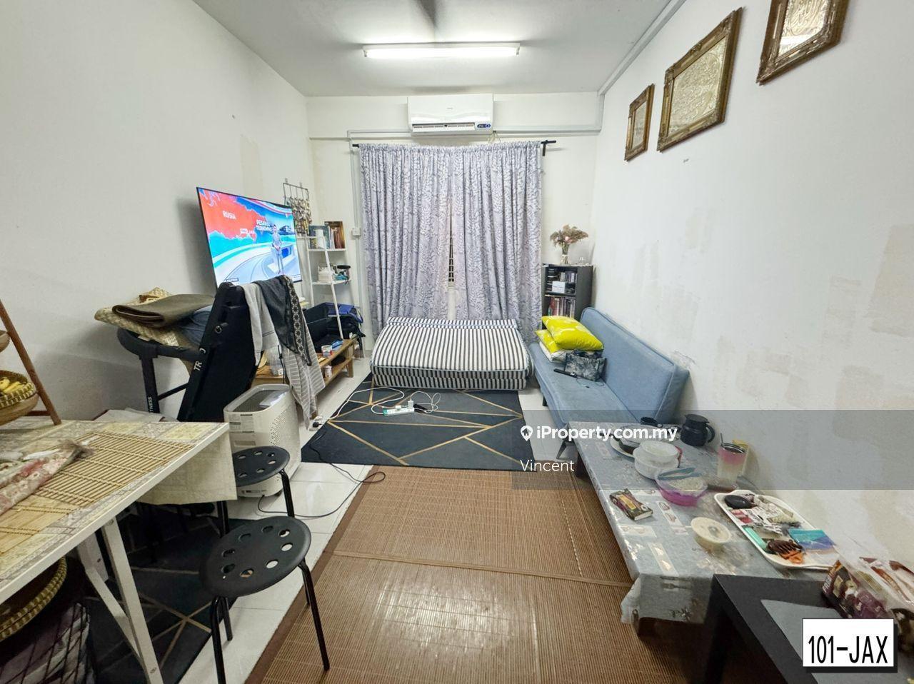 Kemuning Aman Apartment Kota Kemuning 
