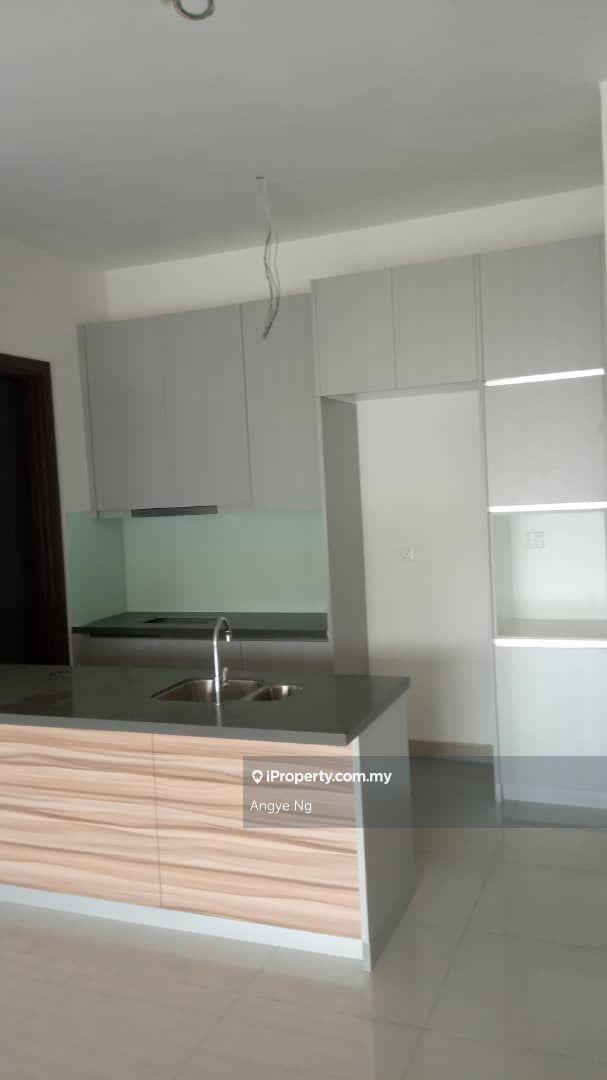 Brand new sphere 3 rooms