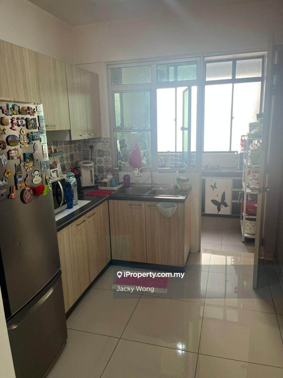 Kiara Residence 1 Bukit Jalil walking Distance LRT Station & near MRR2