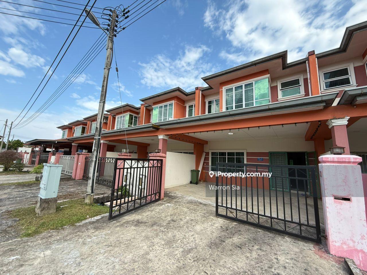 Uni Garden Merdang Gayam Double storey Terrace intermediate For rent