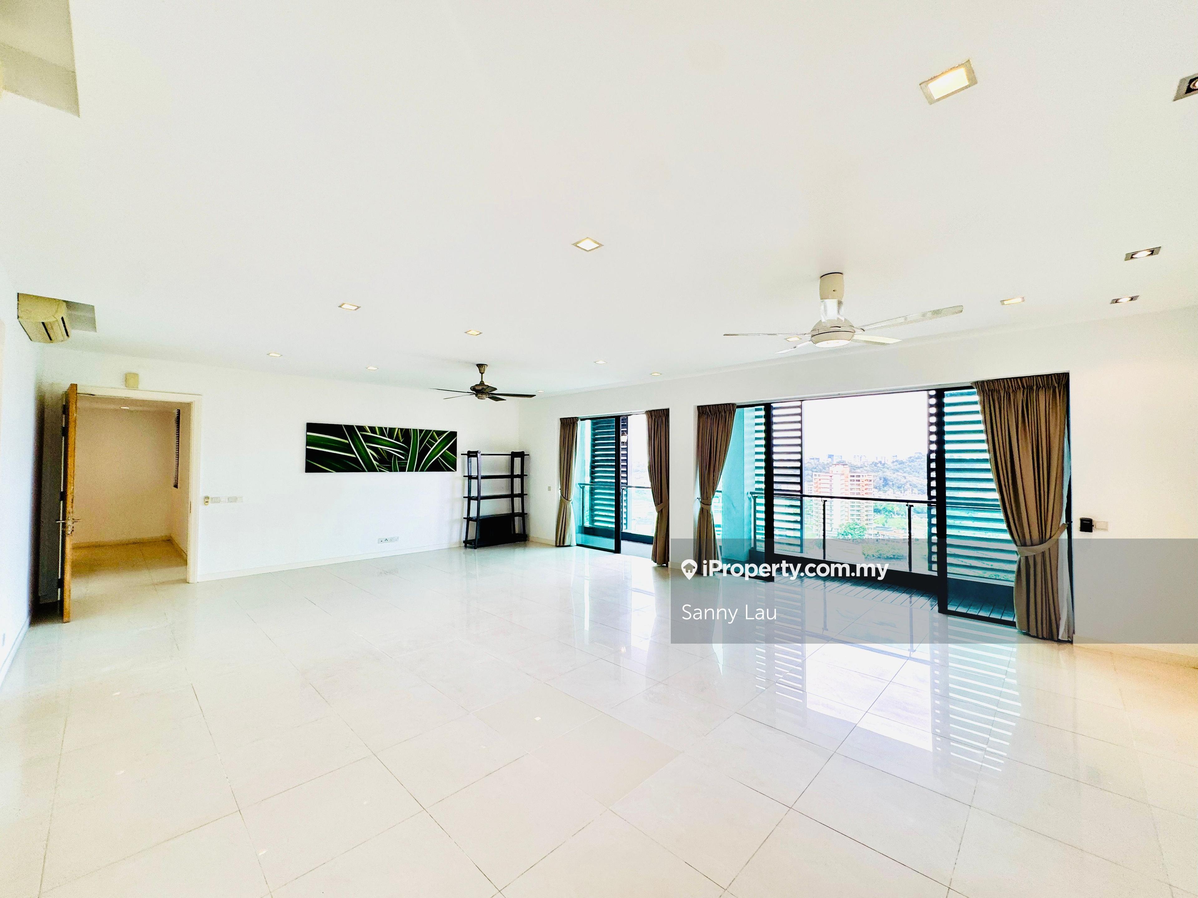Modern Elegance: A Private Contemporary Escape