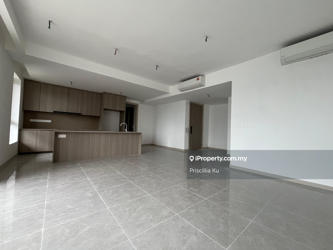 Newly completed 4 bedrooms unit for sale