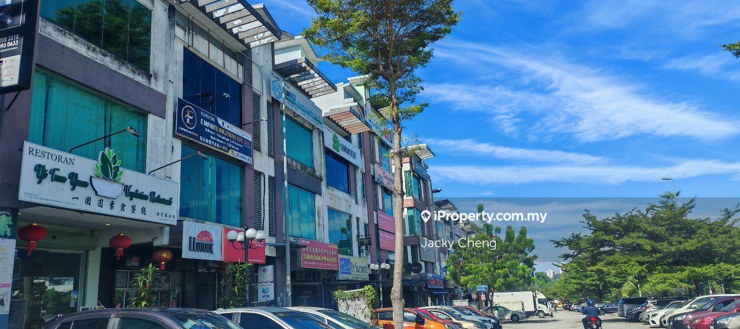 Facing Main Road, Fully Tenanted, Freehold