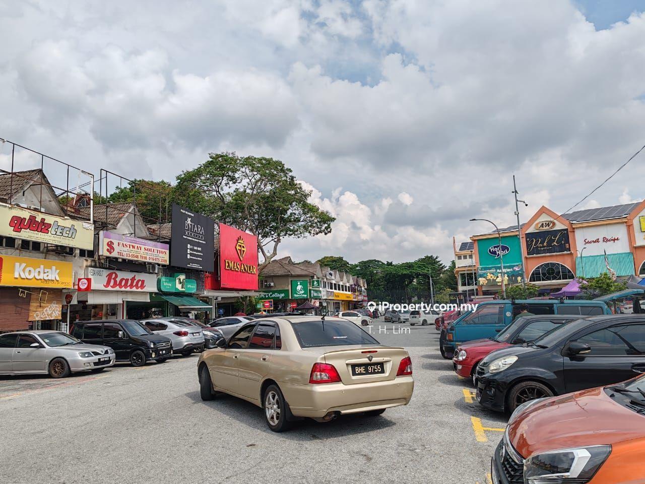 Hot Shah Alam Seksyen 18 2 stry shop near bank, mydin, plaza cs grocer