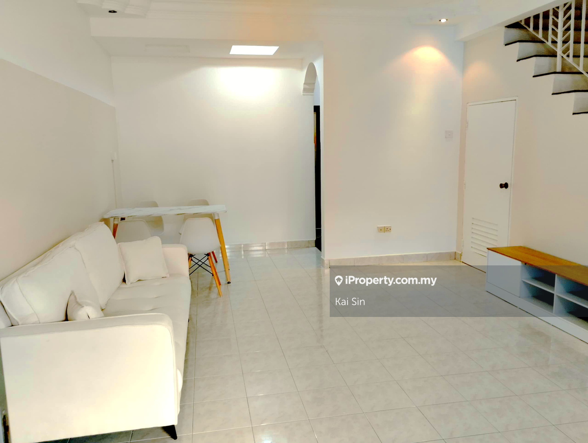 Taman Mutiara Rini Double Storey For Rent