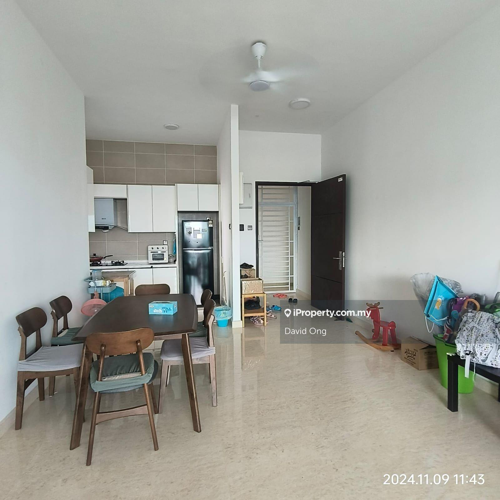 Tri Tower residence fully furnish for rent