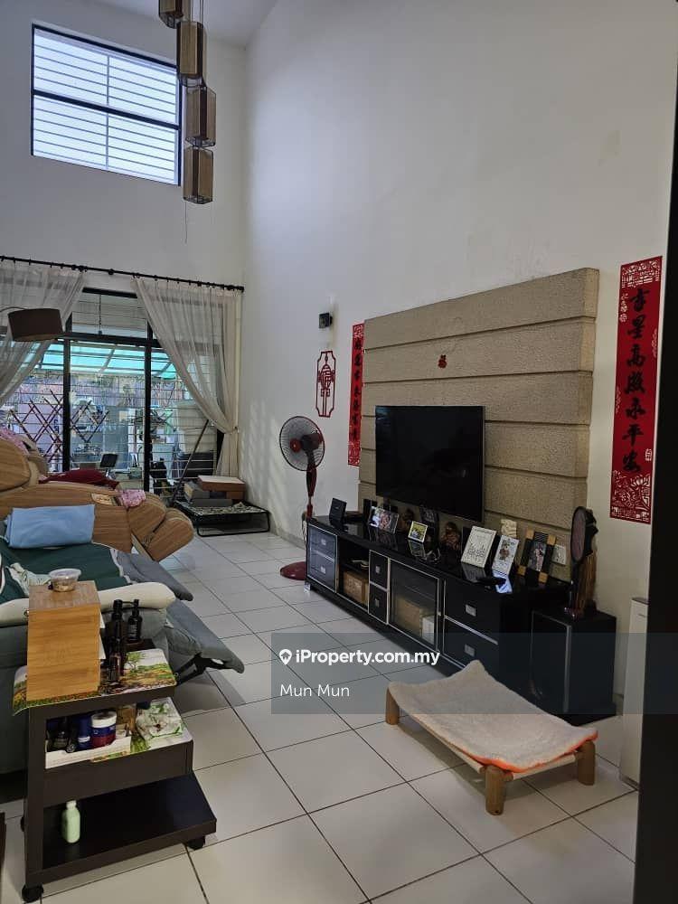 Meadow Lakefields 3 Storeys Terrace  Sg Besi